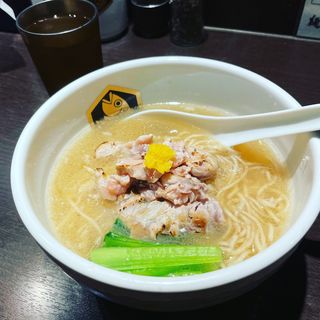 鰤らーめん(真鯛らーめん 麺魚 神保町店)