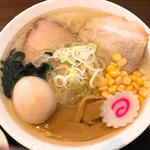 やさしい塩ラーメン(金ちゃんラーメン 米沢店 )