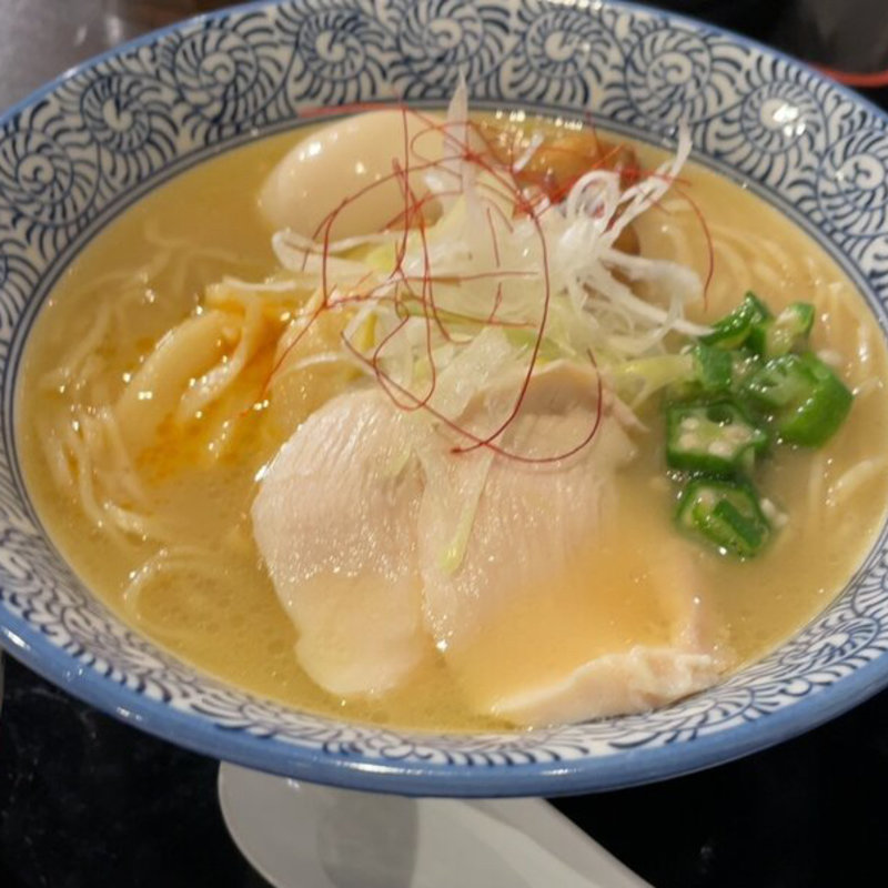 鶏白湯塩ラーメン(第八くえ丸 田町グランパーク店)