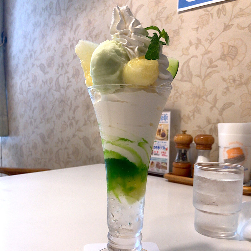 メロンパフェ(十一屋 本店 （じゅういちや）)