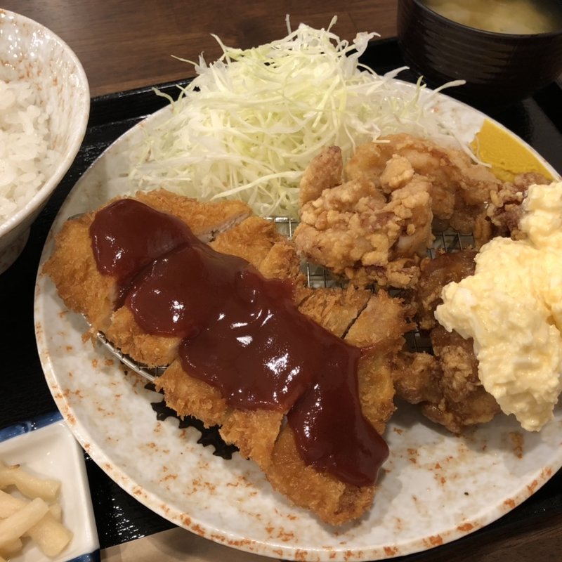 もりもり定食(大衆食堂　かぶら屋　東池袋店)