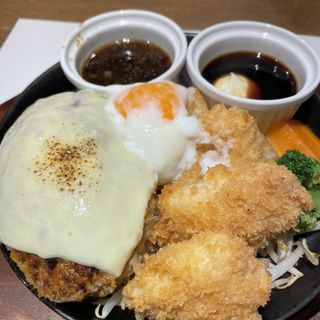 ハンバーグ&魚フライ定食(ぎゅう丸 大名店)