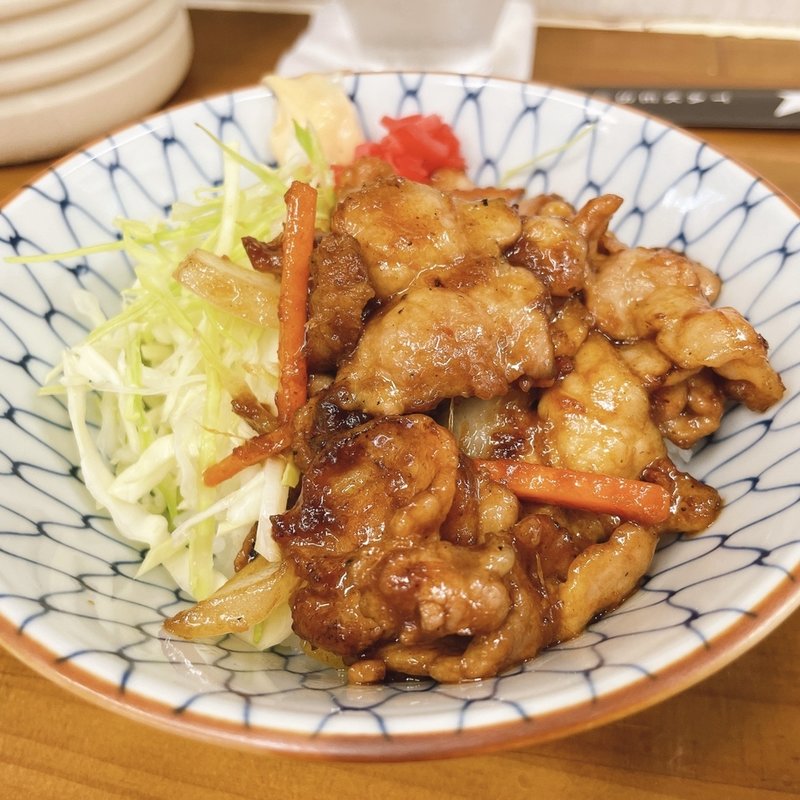 豚バラ生姜焼き丼(ラーメン専科 竹末食堂)