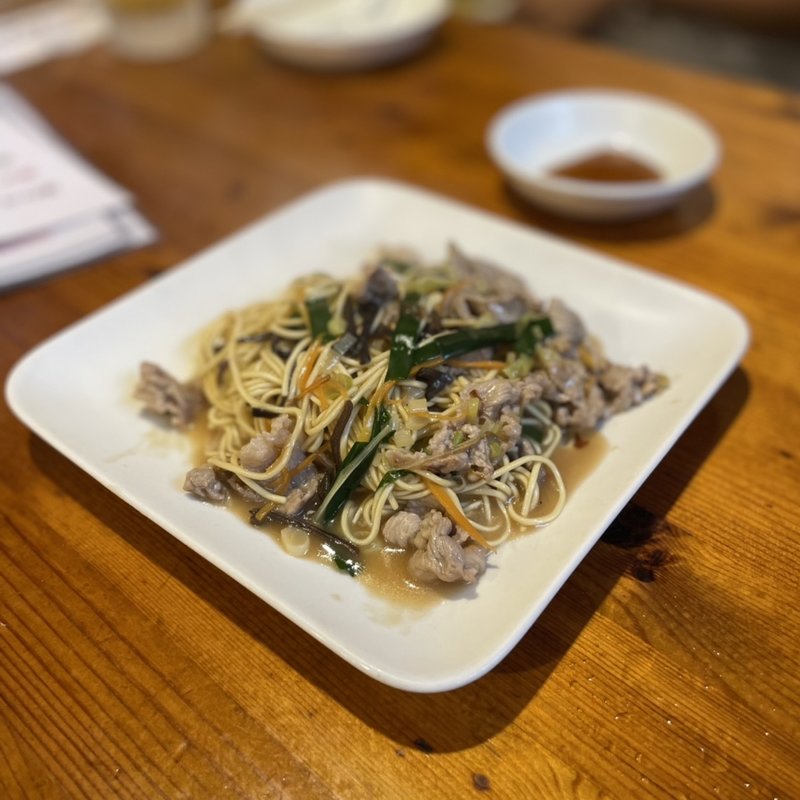焼きラーメン(雷餃子)