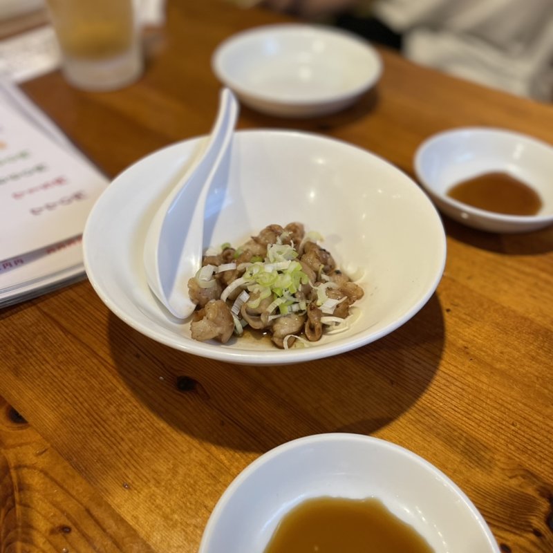 塩ホルモン(雷餃子)