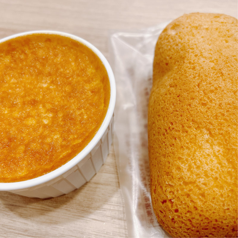 クリームブリュレとシーフォームケーキ(六花亭 丸井今井札幌店)