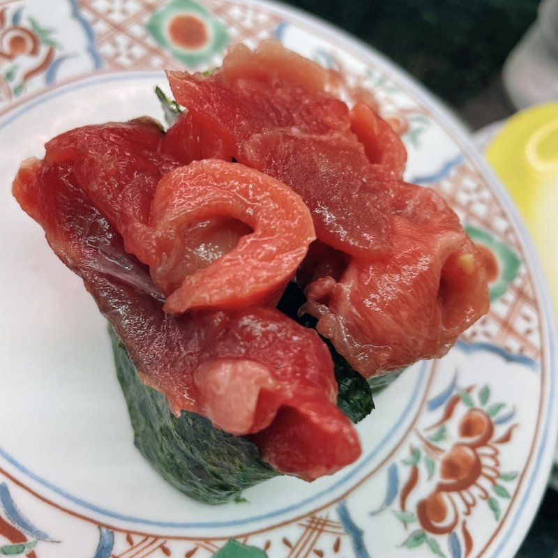 マグロ中落ち(市場寿し （いちばずし）)