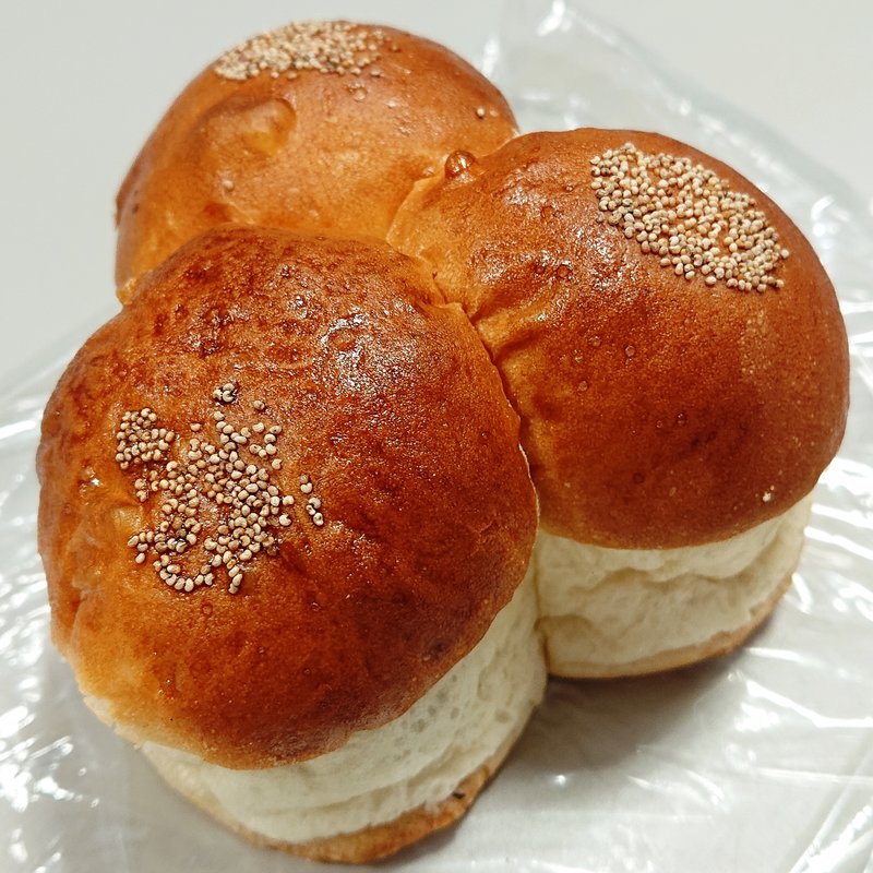 三色パン(布屋パン店)