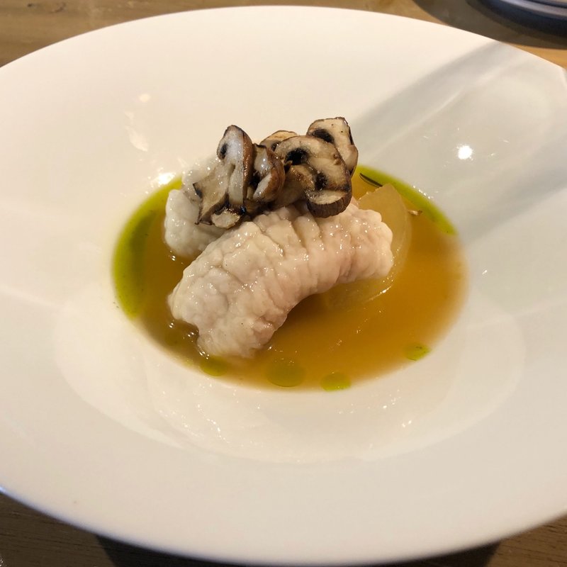 鱧のポシェとコンソメ　(lumielune(ルミエルネ))