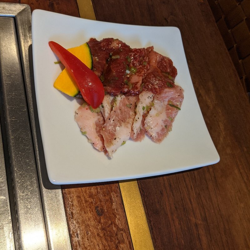 いわて門崎丑カルビ白金豚トロ冷麺セット(ぴょんぴょん舎 都南店 （ピョンピョンシャ）)