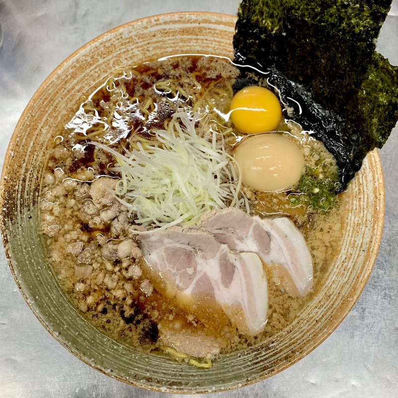 ハイパー覆麺(覆麺 智 （ふくめん とも【旧店名】覆麺）)