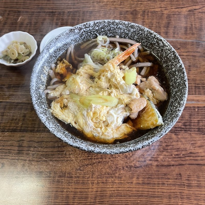 スペシャル(たまごとじ)(手打ちそば 思君楼 本店 （しくんろう）)
