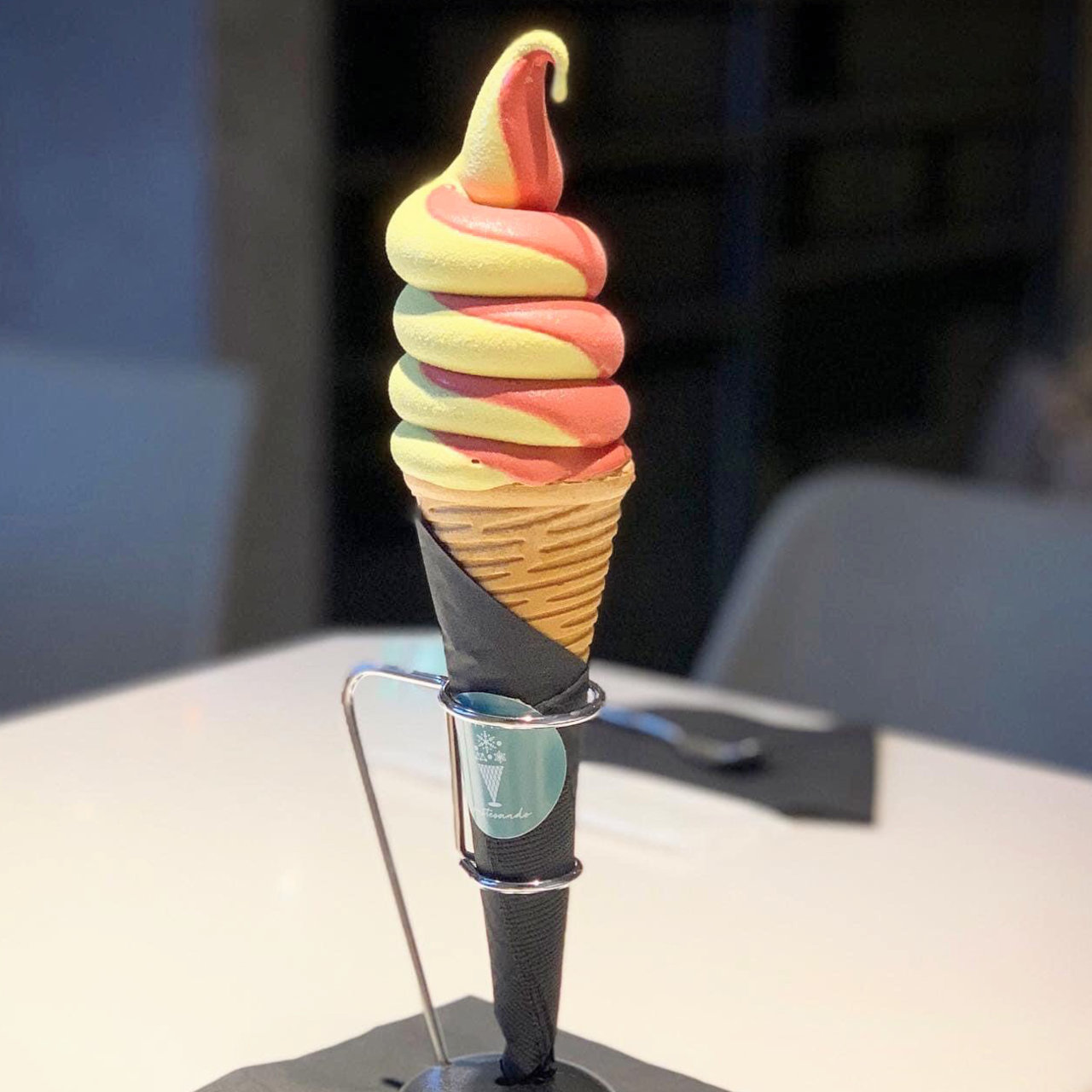 ピスタチオ×フランボワーズソフトクリーム(INITIAL Omotesando