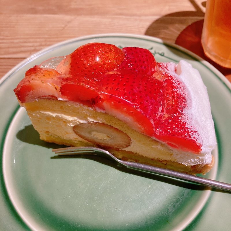クラシーク ルージュ(パティスリー・アラカンパーニュ 池袋店 （PATISSERIE a la campagne）)