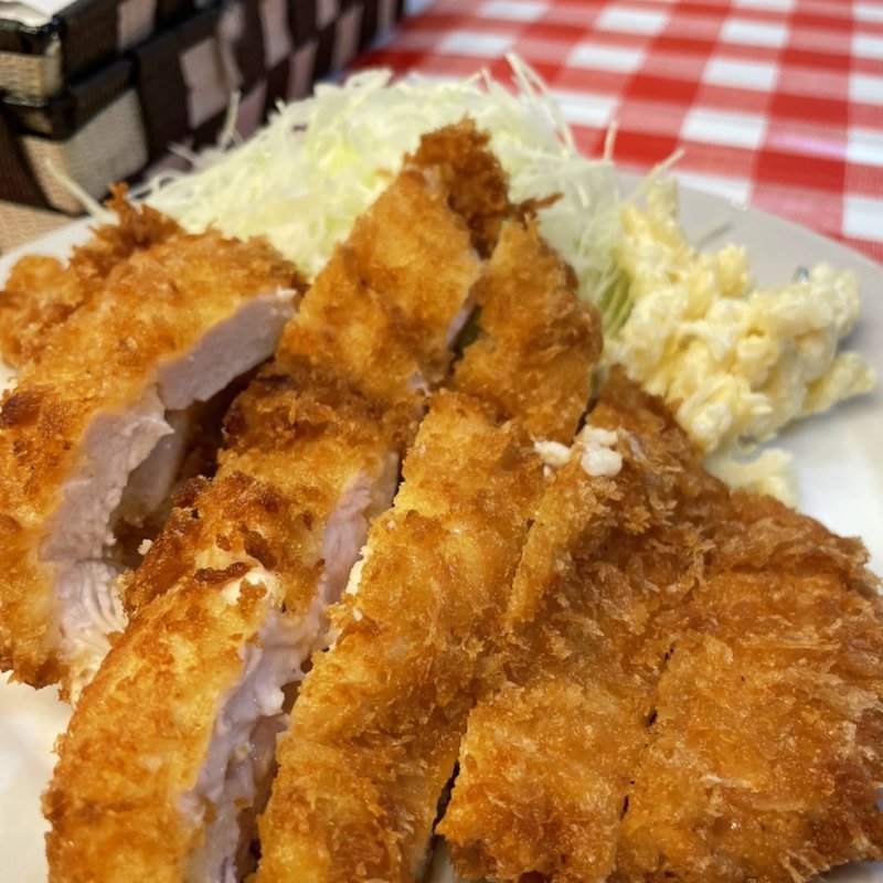 チキンカツ(洋食 大吉)