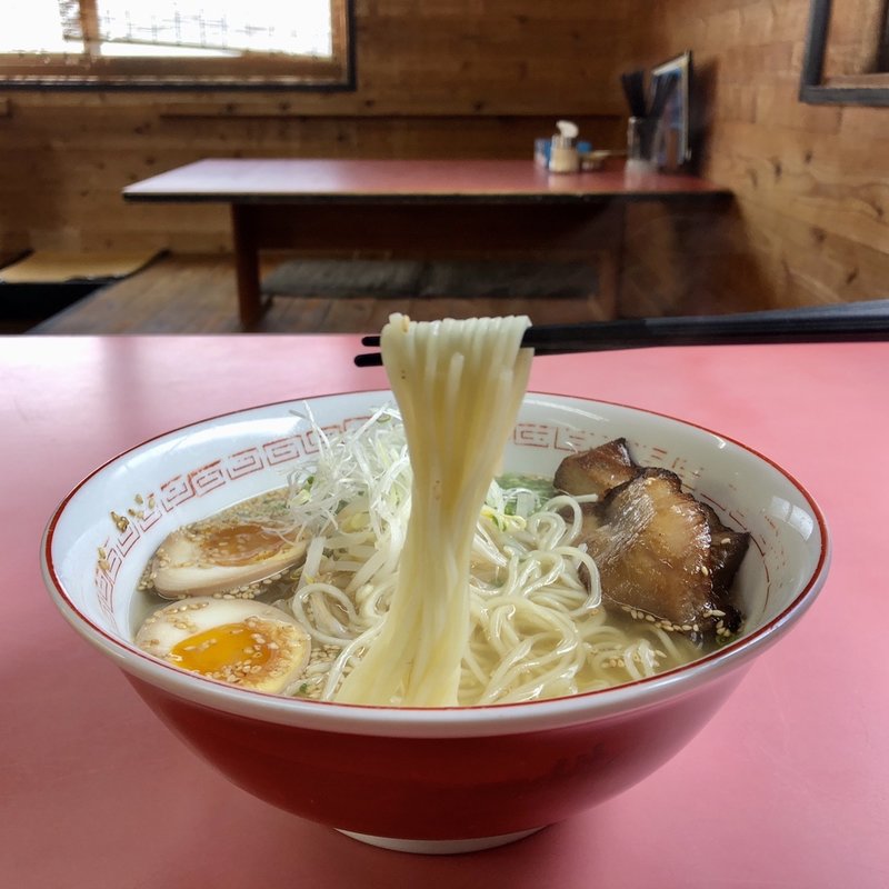 屋久島ラーメン(味玉炙りトロラーメン)(麺屋 琉誠)