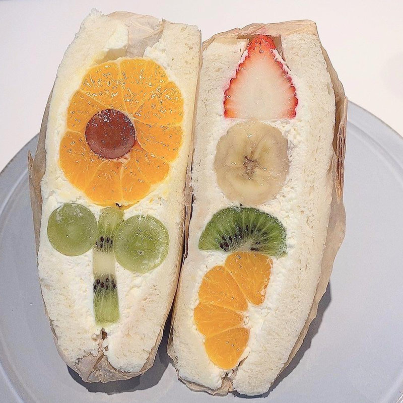 フルーツサンド(INITIAL Omotesando （イニシャル 表参道）)