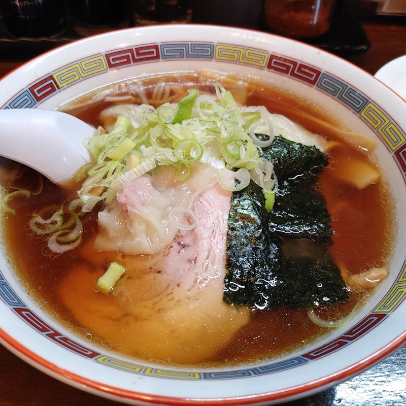 ワンタンメン(宝華)