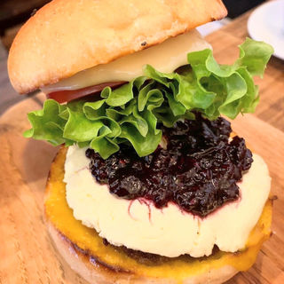 ベリー&クリームチーズバーガー(THE BURGER CRAFT)