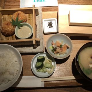 豆乳カニクリームコロッケ定食(とうふ空野 渋谷)