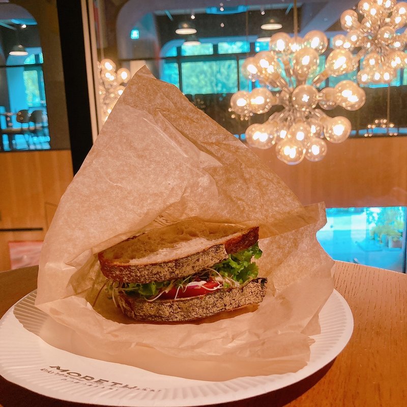 ツナサンド(MORETHAN BAKERY)