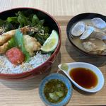 関門海鮮丼(めかりパーキングエリア(上り線)レストランコーナー )