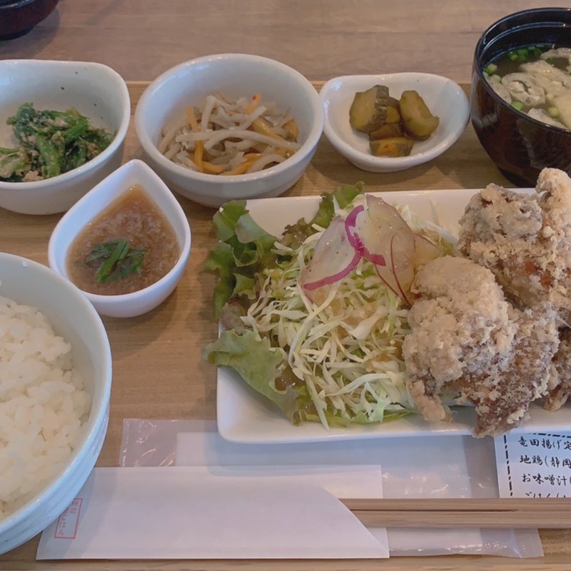竜田揚げ定食(鎌倉お昼ごはん)