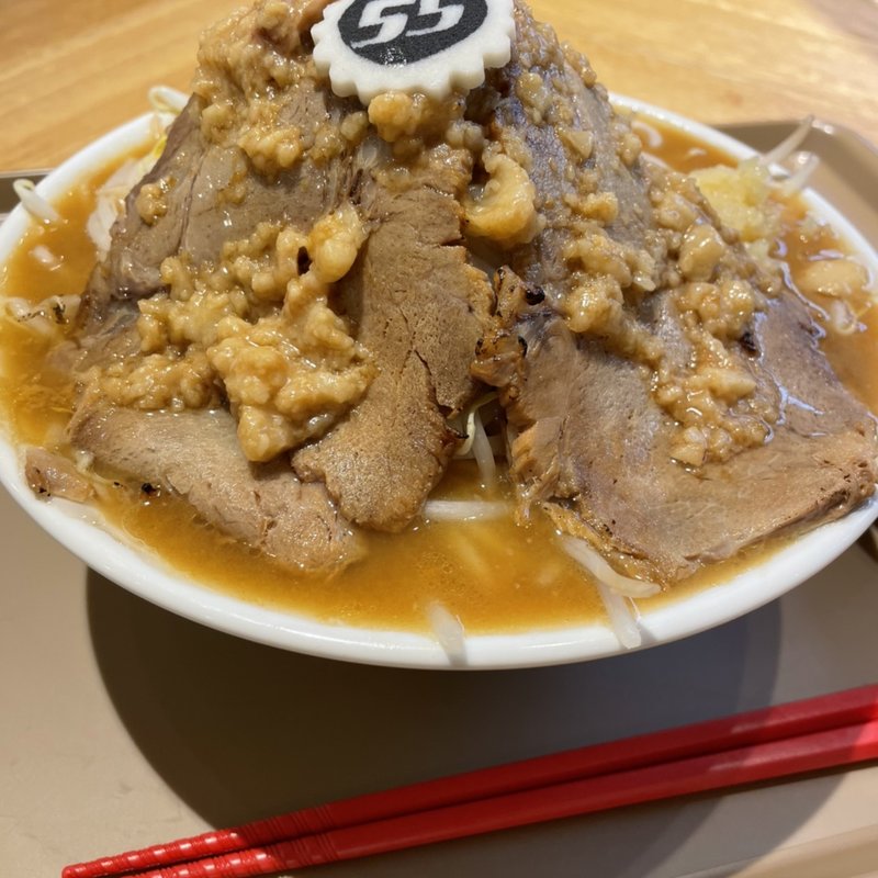 神宮二郎(フジヤマ55 μPLAT神宮前店)