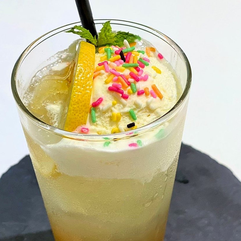 キャラメルレモンスカッシュ(ROLL COFFEE STAND)