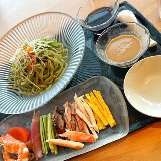冷やし麺(南国酒家 羽田空港店)
