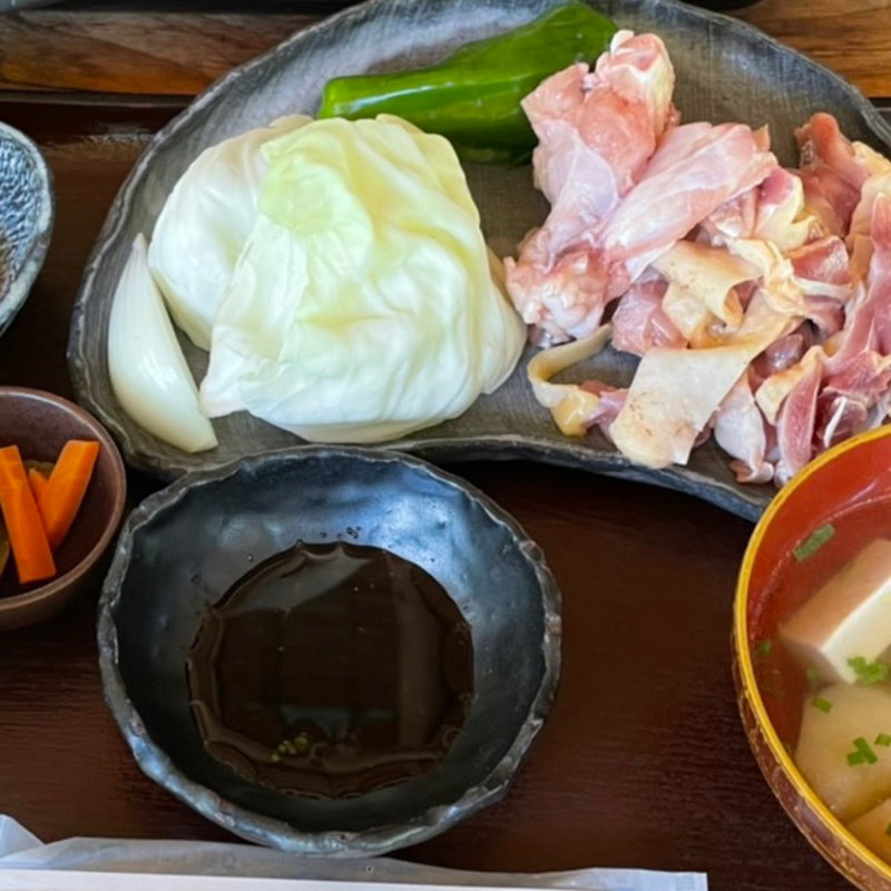 地鶏炭火焼定食(地鶏料理とろろ庵)