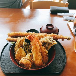 穴子丼(お食事処　はくさい )