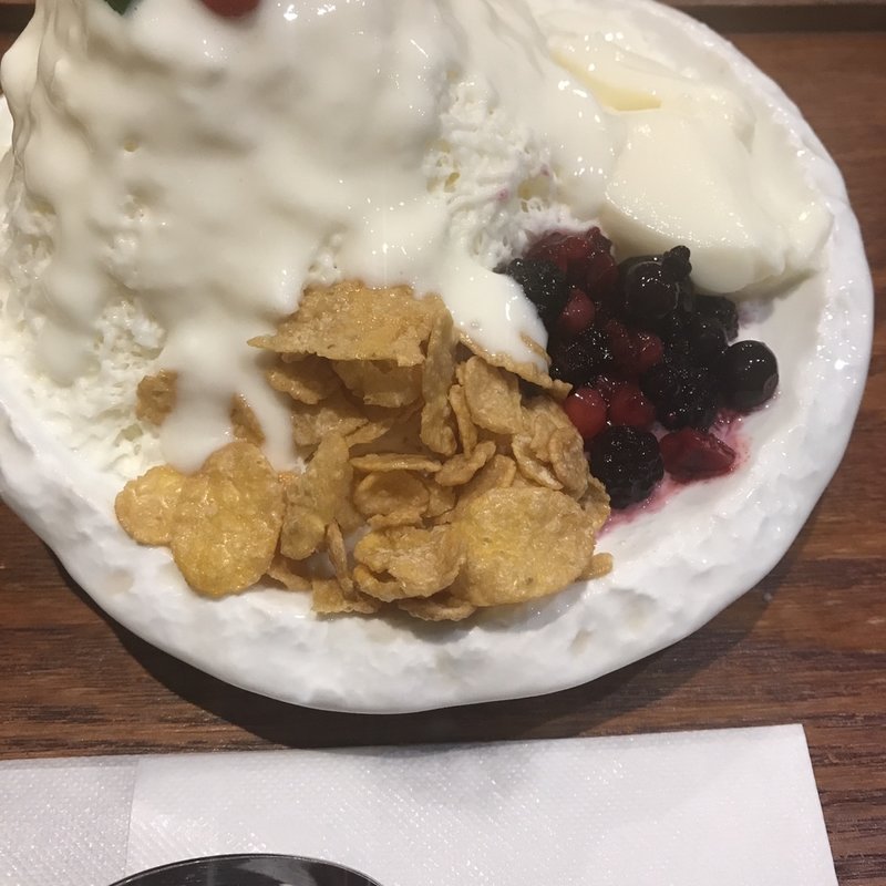 杏仁かき氷(江ノ島かき氷べたなぎ)