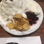 杏仁かき氷(江ノ島かき氷べたなぎ)