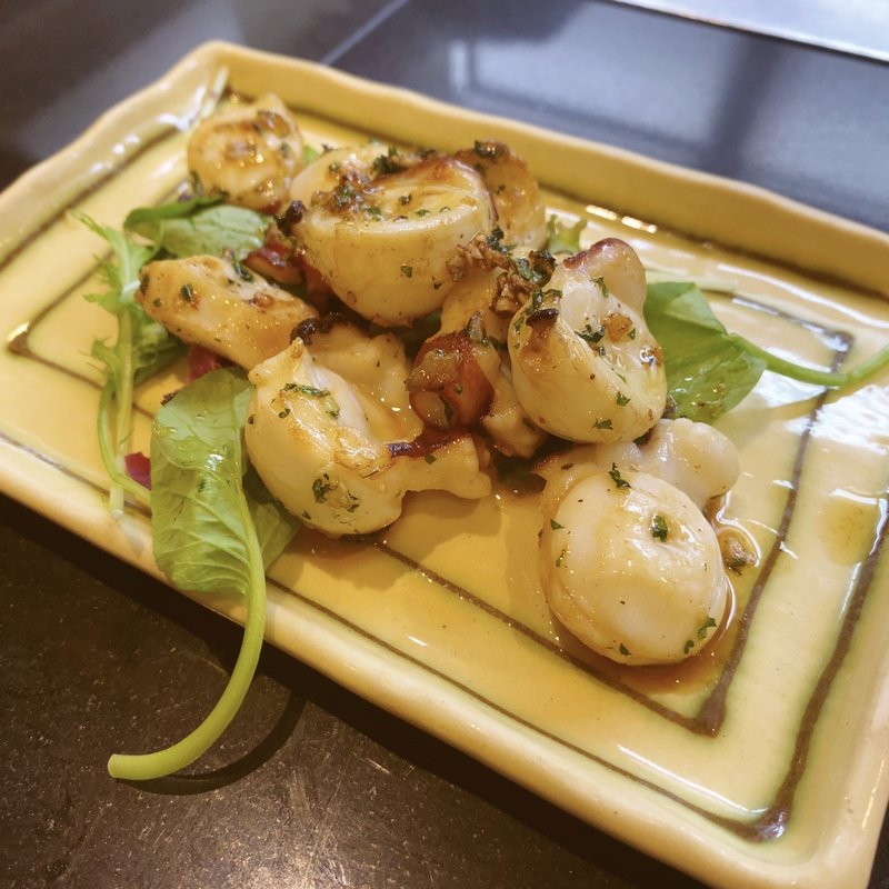 活タコのガーリックソテー　ハーフ(鉄板焼 おっとう)