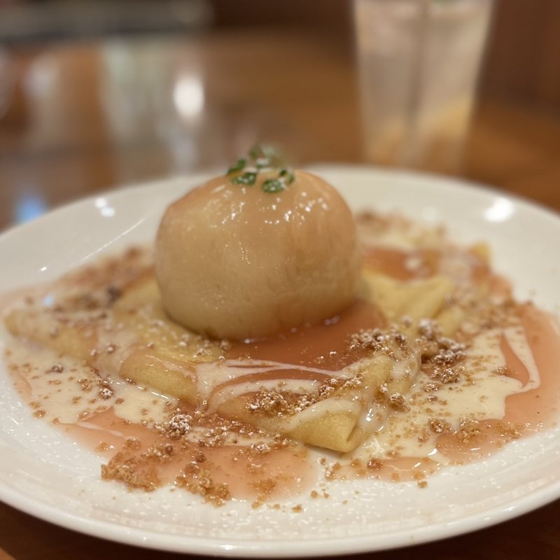 あわから桃のクレープ(CREPERIE Le Beurre Noisette（クレープリー ル ブール ノワゼット）)