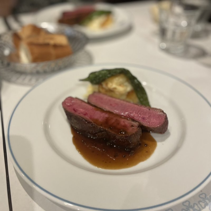 鴨胸肉のソテー(CHEZ CHILO)