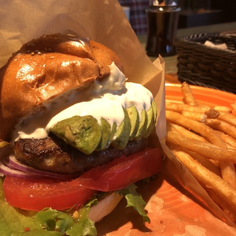 アボカドバーガー(コナズ珈琲堺)