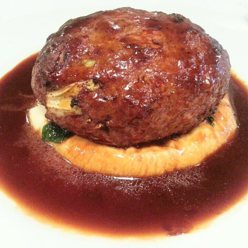 ハンバーグ(キャベツ入り)(ビストロ石川亭　恵比寿ガーデンプレイス店)
