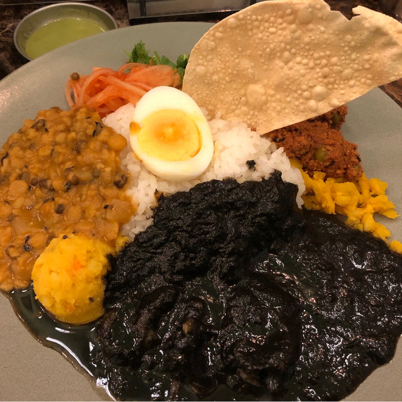 ヤリイカのイカスミカレー &キーマ&MIX豆(FISH 丸の内店)