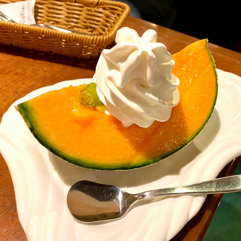 富良野メロンソフト(びっくりドンキー千日前アムザ店)