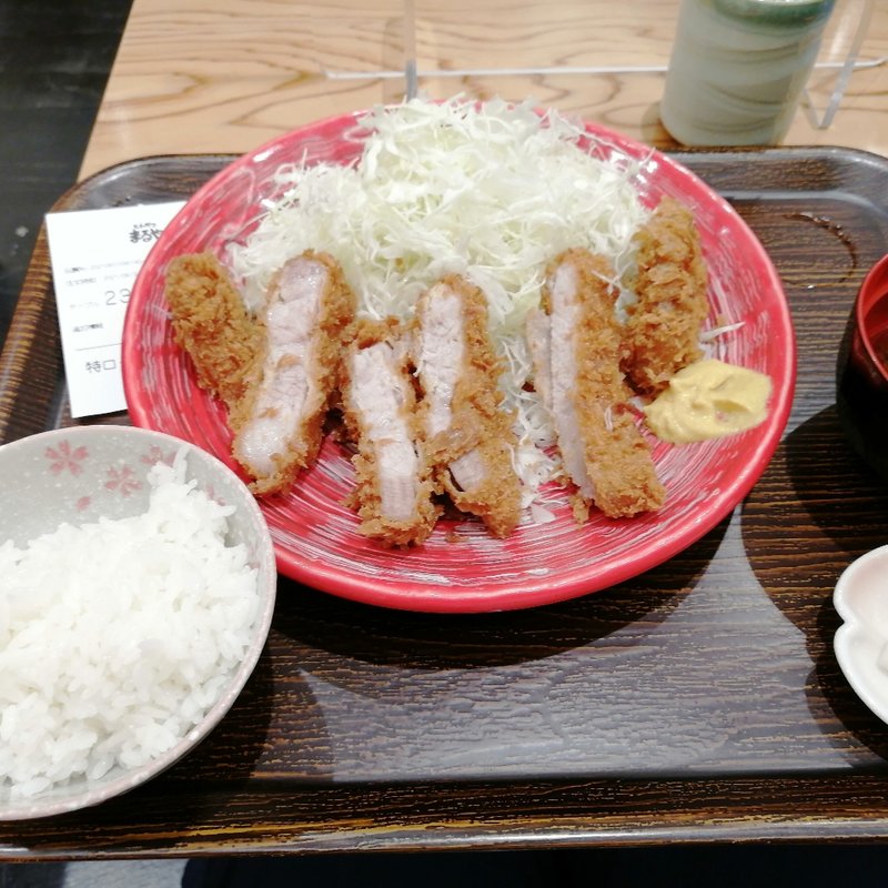 特ロースカツ定食(とんかつまるや大手町one)