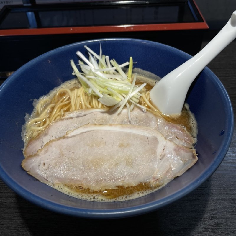 カニ豚骨〜境港産 紅ズワイガニ使用〜(カニトン 東神奈川店)