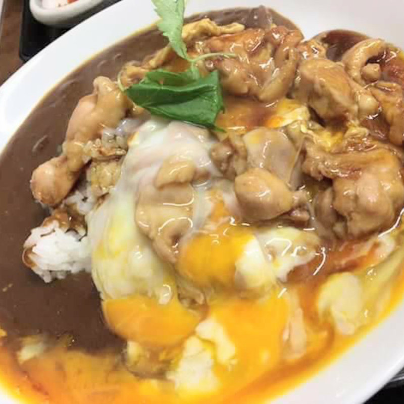 親子カレー(鳥めし 鳥藤 場内店 （とりとう）)