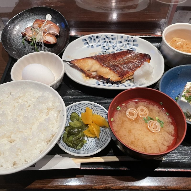 銀ガレイ味噌焼き定食＋冷奴(みのや 新店 )