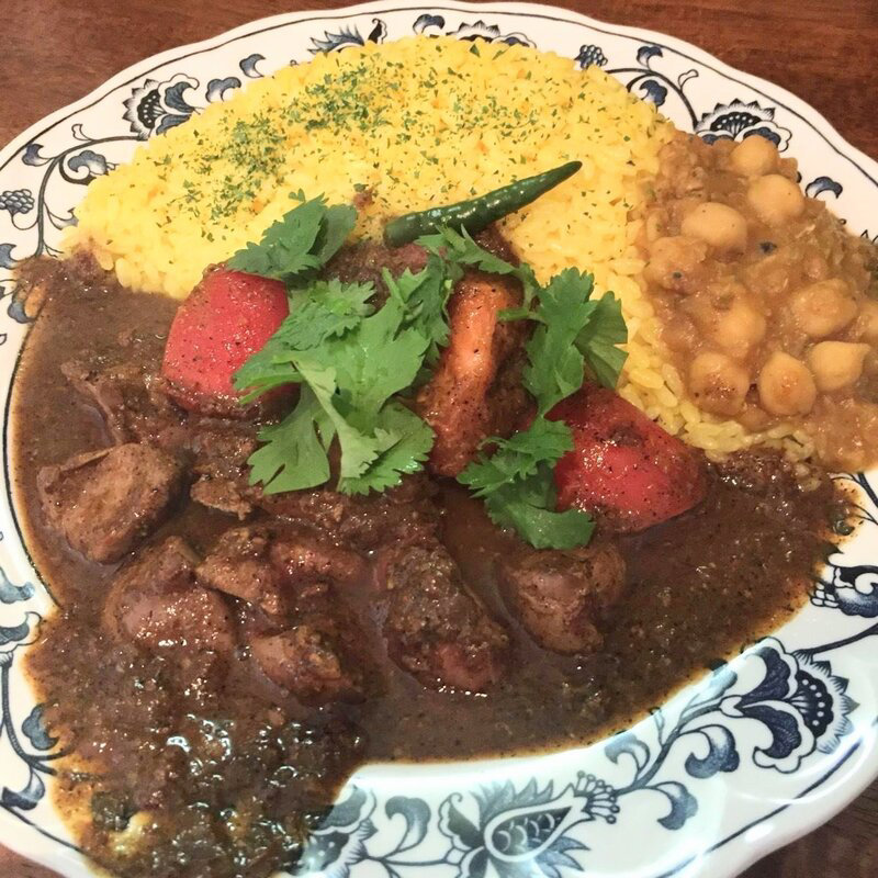 鶏レバーとトマト(カレーの店 マボロシ )