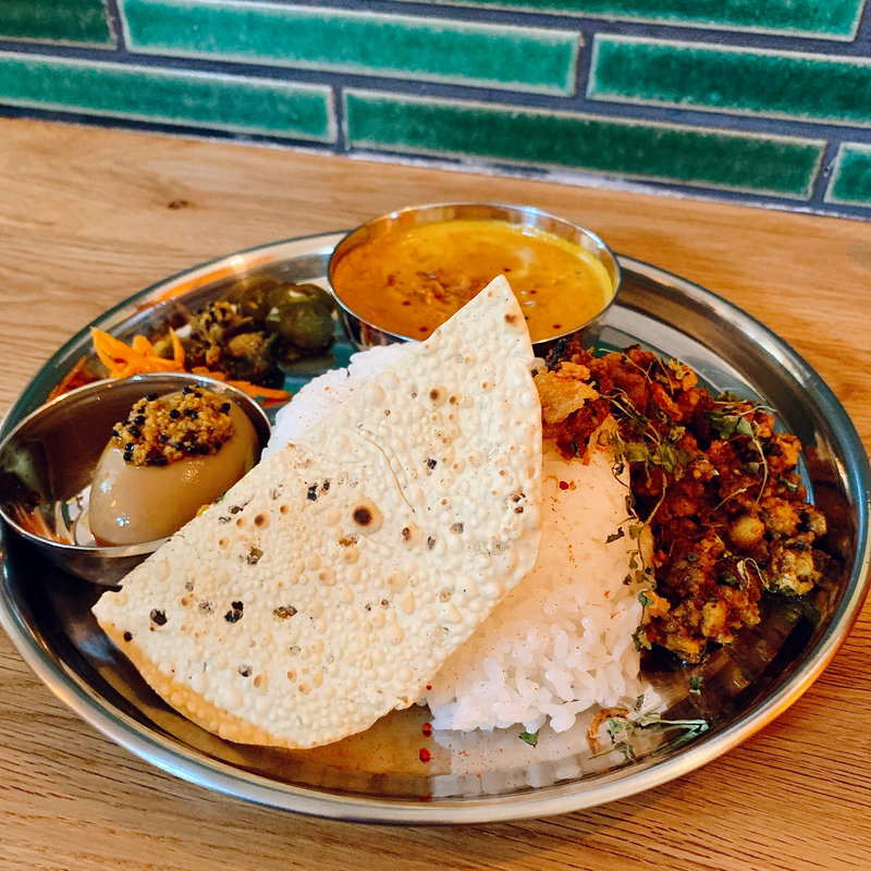 カレー2種(錯覚)