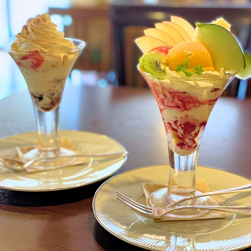 季節のフルーツパフェ(珈琲舎 珈紋 （コーヒーシャ・カモン）)