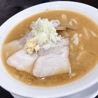 味噌らぁ麺(うえんで山鹿店)