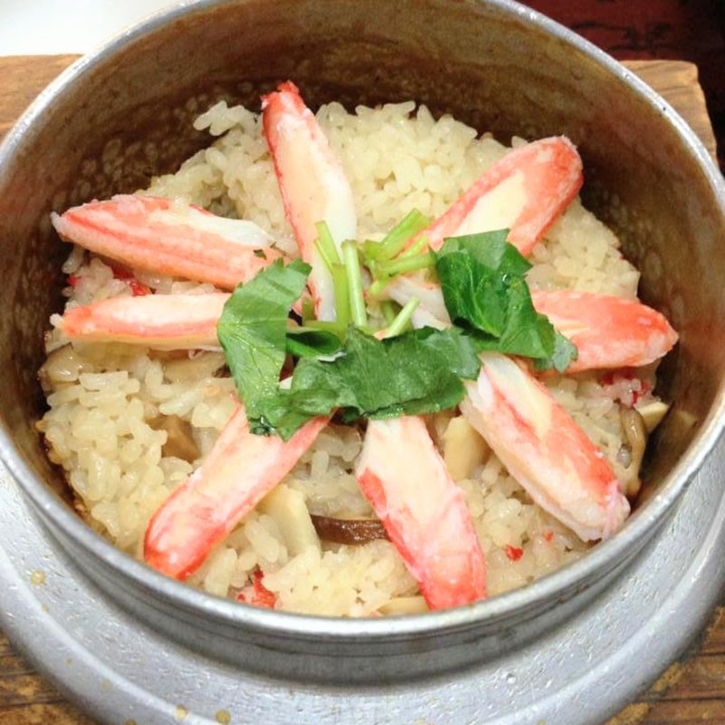かに釜めし(釜めし　むつみ)